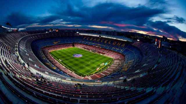 Vista panorámica del Camp Nou, después de un partido del Barça / EFE