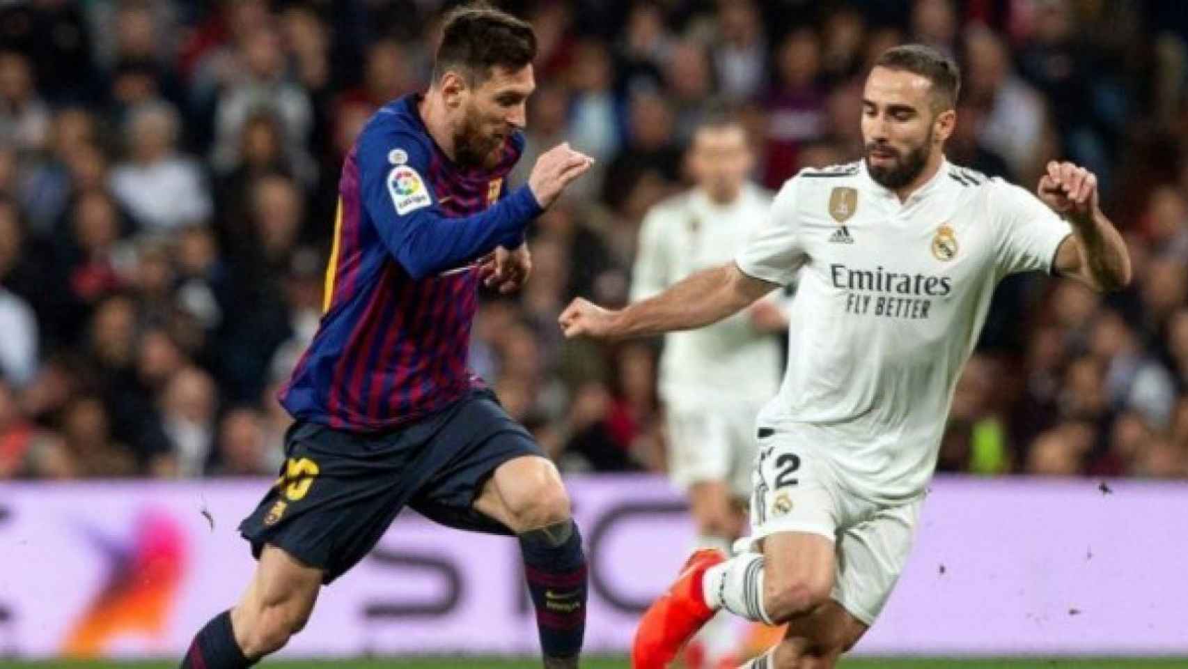 Messi y Carvajal en un Barça-Madrid / EFE