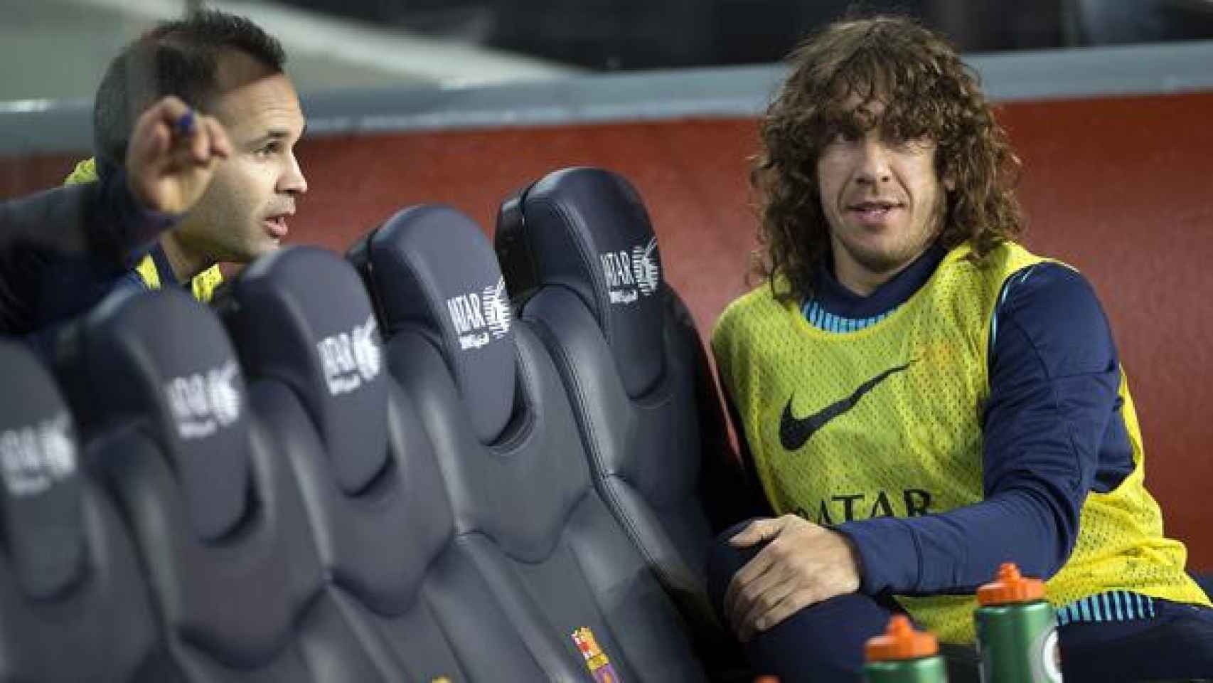 Carles Puyol y Andrés Iniesta, dos símbolos del Barça y grandes amigos que comparten ambiciones y agente / EFE