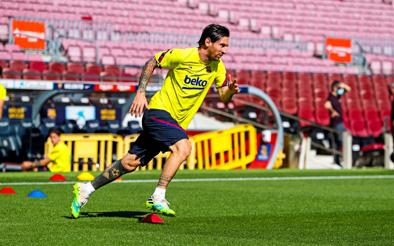 Leo Messi, entrenando al margen del grupo en el Camp Nou | FCB