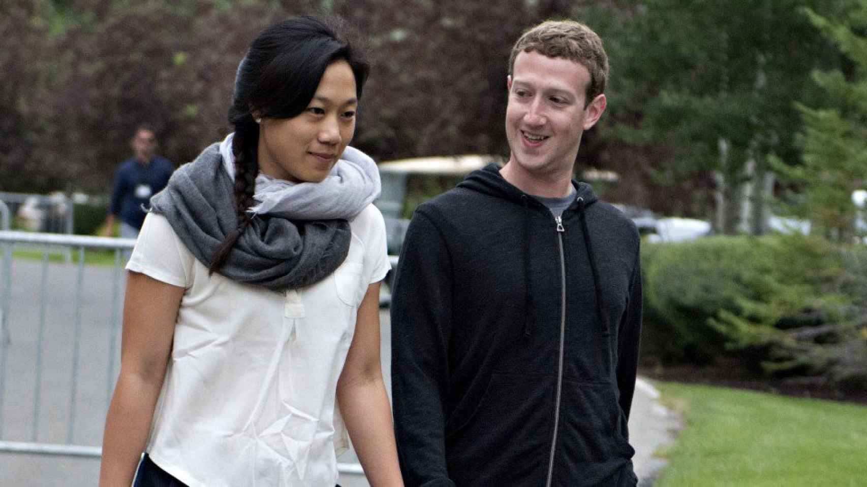 Mark Zuckerberg cuenta en Facebook los avatares del deseado embarazo de su esposa Priscila