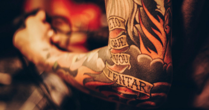 Tipografías barrocas e intrincadas para tatuajes