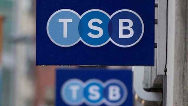 El logo de TSB, la filial británica de Sabadell, en una de sus oficinas / EUROPA PRESS