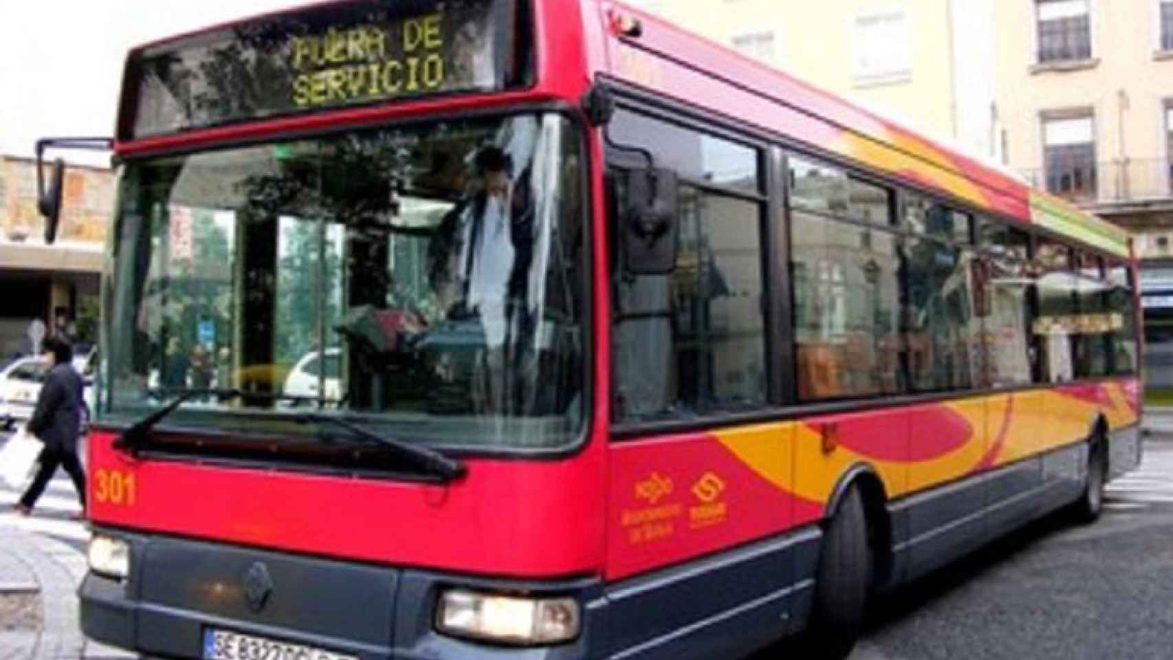 Un autobús de Tussam en Sevilla amenaza