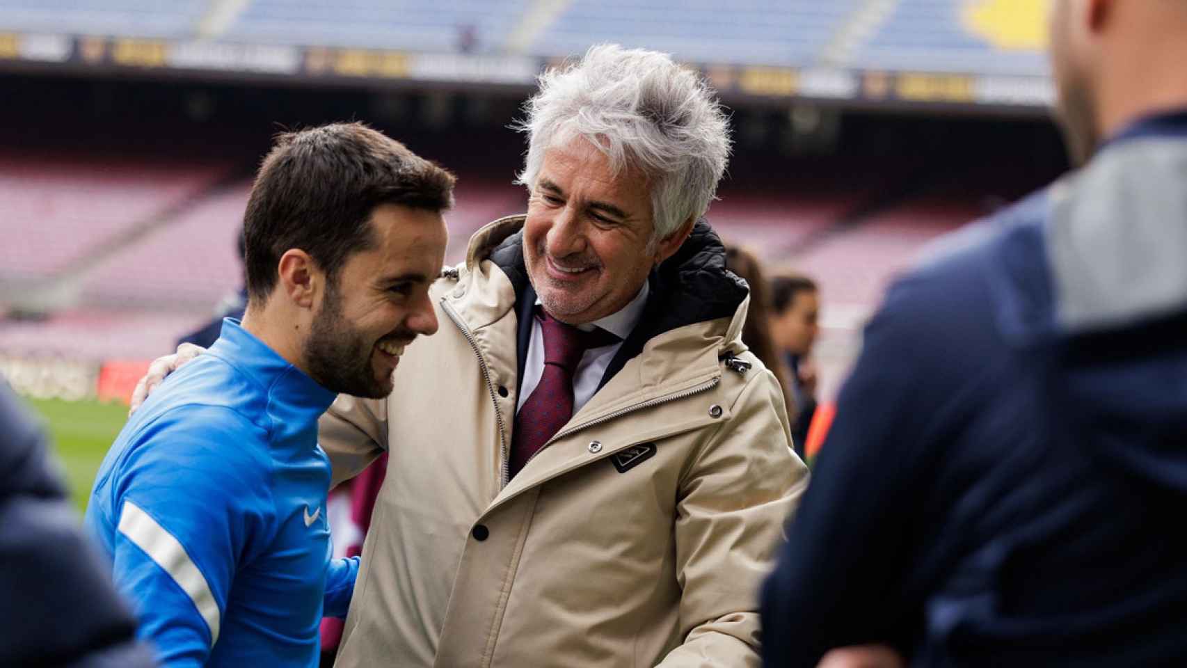 Xavier Puig, junto a Jonatan Giráldez, entrenador del Barça Femenino