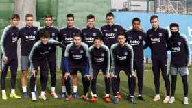 Los jugadores del Barça B en un entrenamiento del primer equipo / EFE