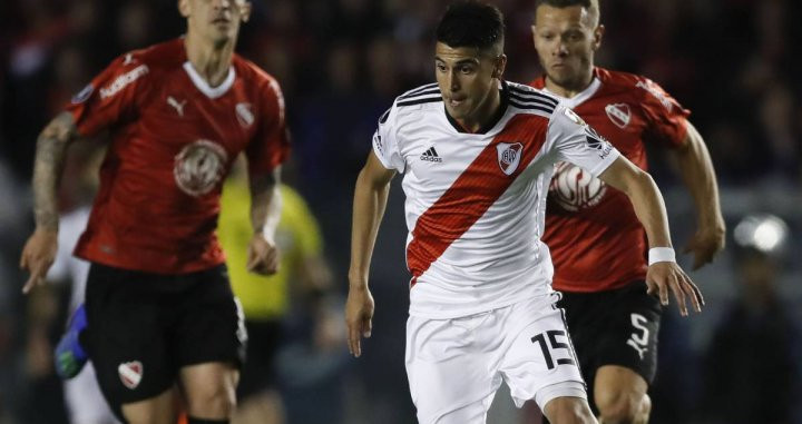 Ezequiel Palacios en acción durante un partido de River Plate / EFE