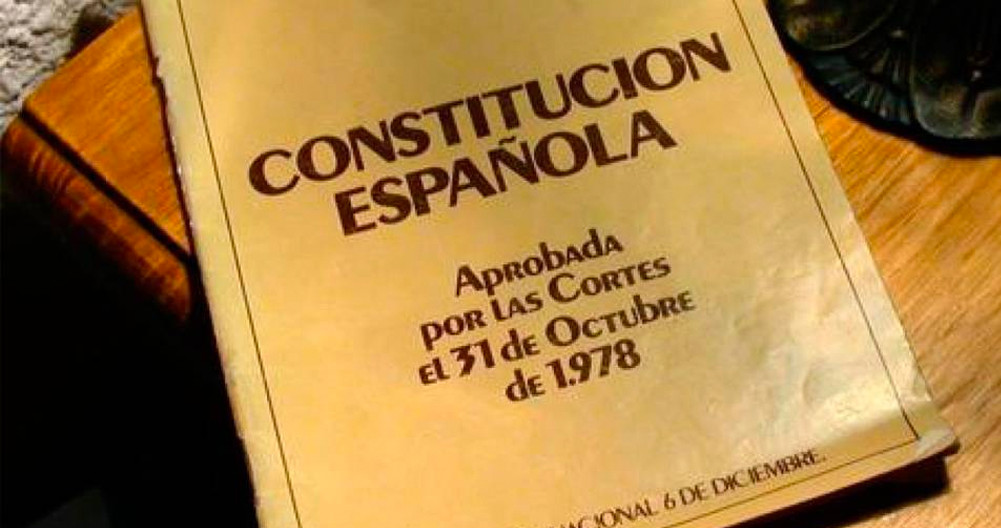 Un ejemplar de la Constitución Española de 1978 / CG