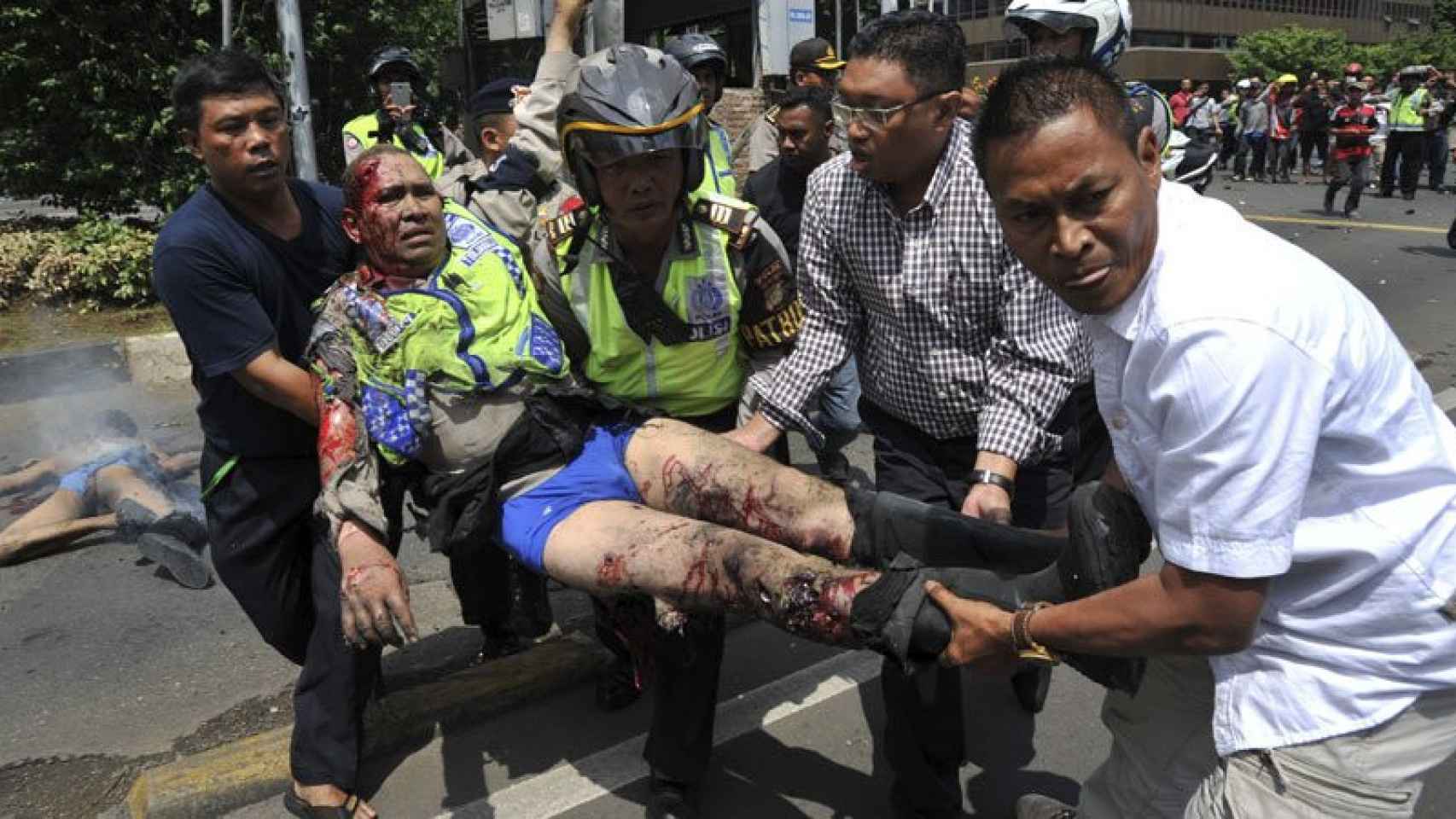 Los ataques han dejado siete muertos en Yakarta, la capital de Indonesia.