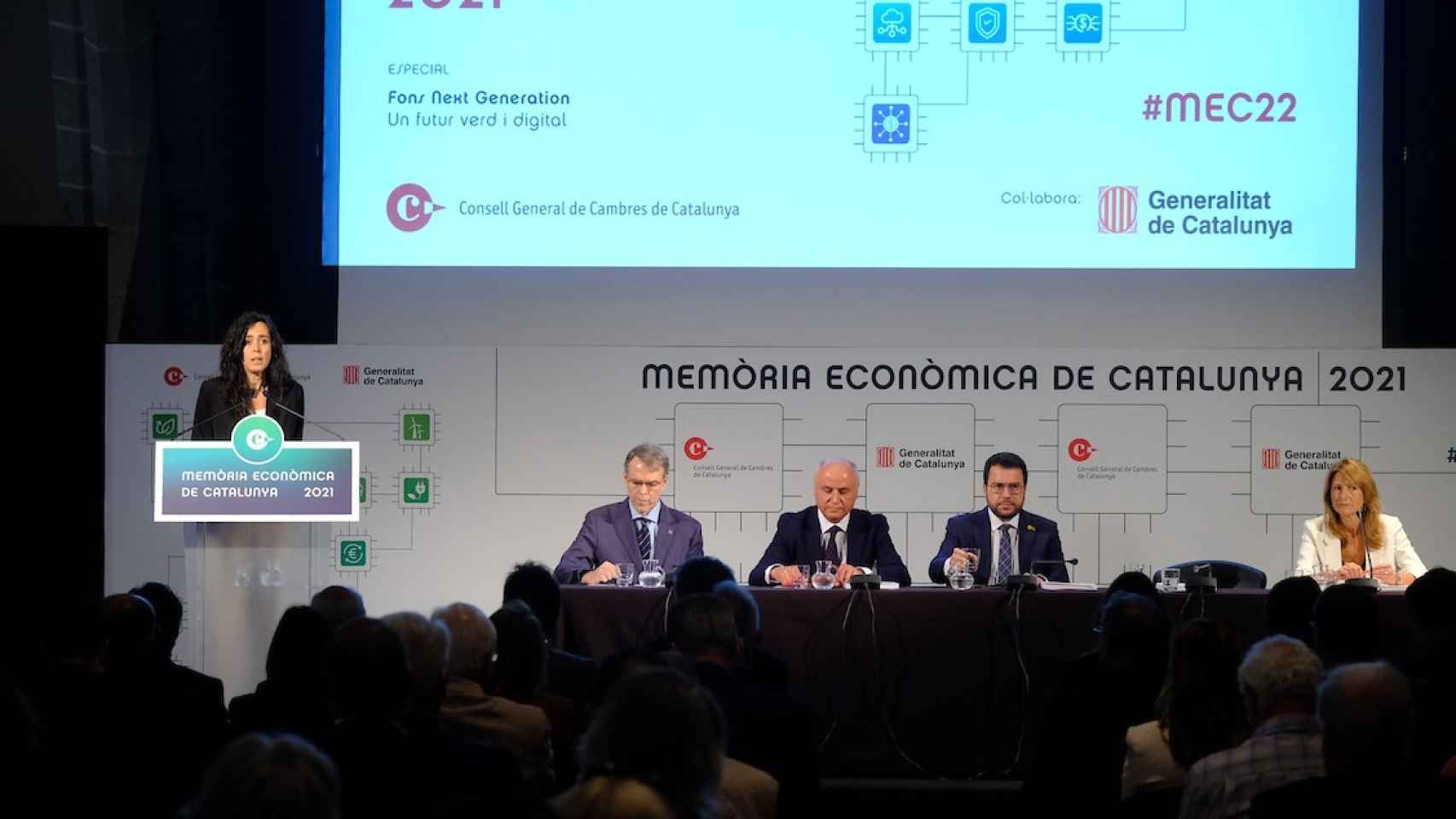 Presentación de la memoria económica de Cataluña de 2021 elaborada por el Consejo General de las Cámaras de Cataluña / CEDIDA