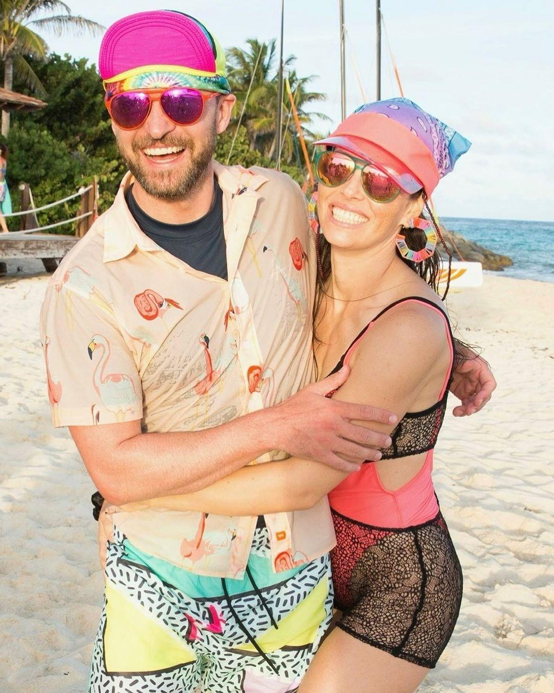 Justin Timberlake y Jessica Biel en la playa / INSTAGRAM