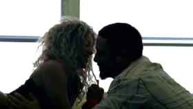 Una foto de Shakira y Alejandro Sanz en el videoclip 'La Tortura'
