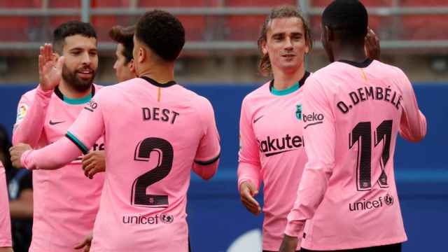 Griezmann celebrando su gol en Ipurúa / EFE