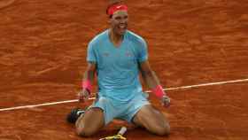 Rafa Nadal gana ante Novak Djokovic su 13º Roland Garros / EFE