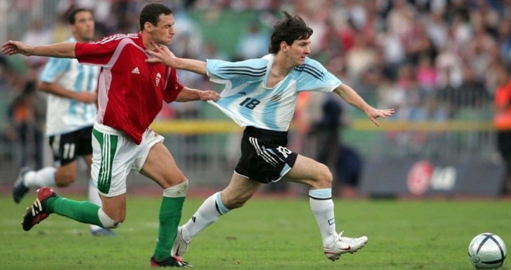 Messi, durante su debut en la selección absoluta de Argentina / REDES