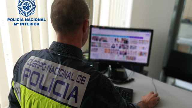 El Grupo de Protección al Menor de la Unidad Central de Ciberdelincuencia detuvo a 34 menores por pornografía infantil / EP