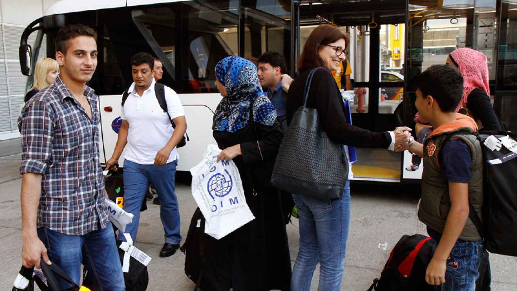 Un grupo de 19 refugiados llega a Madrid el 1 de junio como parte del programa de reubicación de la UE.