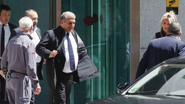 Laporta, presidente del Barça, a la salida de la Asamblea General de la Liga / EFE