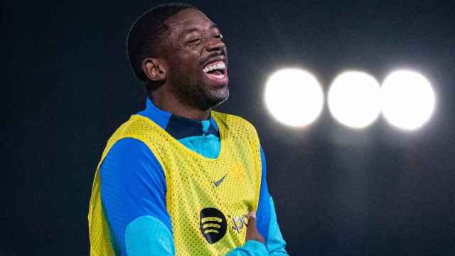 Ousmane Dembelé, sonriente durante un entrenamiento del Barça / FCB