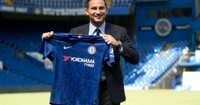 Lampard posa tras ser contratado como entrenador del Chelsea : REDES