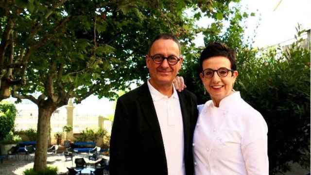 Toni Balam y Carme Ruscalleda, chef del restaurante Sant Pau, en una imagen de archivo / CG
