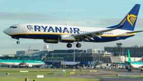 Un avión de Ryanair en una imagen de archivo / EFE
