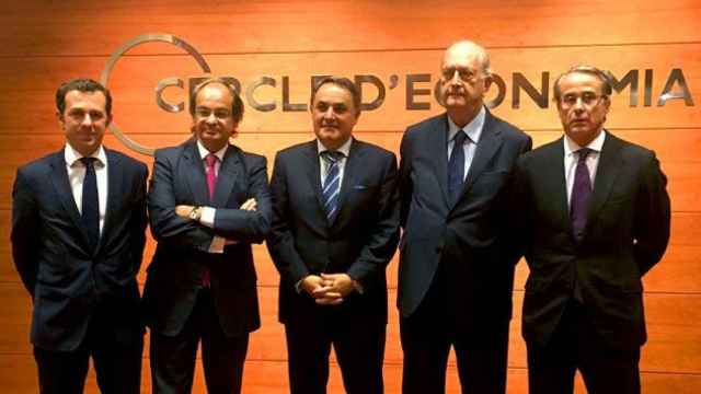 De izquierda a derecha, Juan Velayos (Neinor), Pere Viñolas (Colonial), Casimir García (Axis Corporate), Juan José Brugera (Círculo de Economía) y Javier Faus (Meridia Capital) / CG