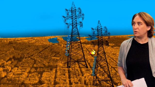 Fotomontaje de Colau con dos torres eléctricas en Barcelona / CG