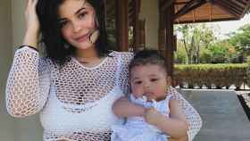 Una foto de una de las Kardashian junto a su hijo / Instagram