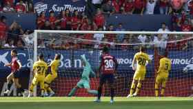 Ter Stegen encajando el primer gol del Osasuna de El Sadar / Twitter