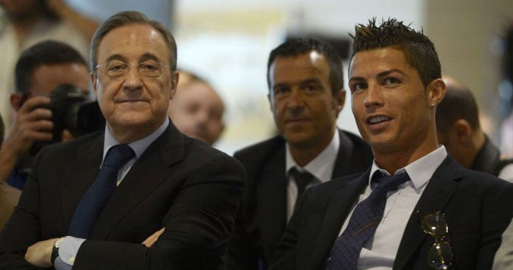 Cristiano Ronaldo, Florentino Pérez y Jorge Mendes en una imagen de archivo / EFE