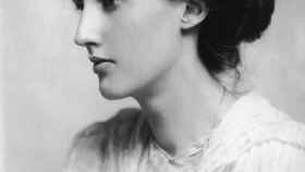 Virginia Woolf (1902) / GEORGE CHARLES BERESFORD