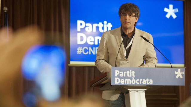 El presidente de la Generalitat, Carles Puigdemont, en el consejo nacional del PDeCAT en Lloret de Mar de este sábado / EFE