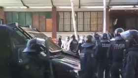 Mossos d'Esquadra y Policía Nacional detienen a 87 integrantes de una banda tras robar domicilios en Barcelona / MOSSOS
