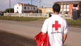 Voluntario de la Cruz Roja Cataluña, foto de archivo