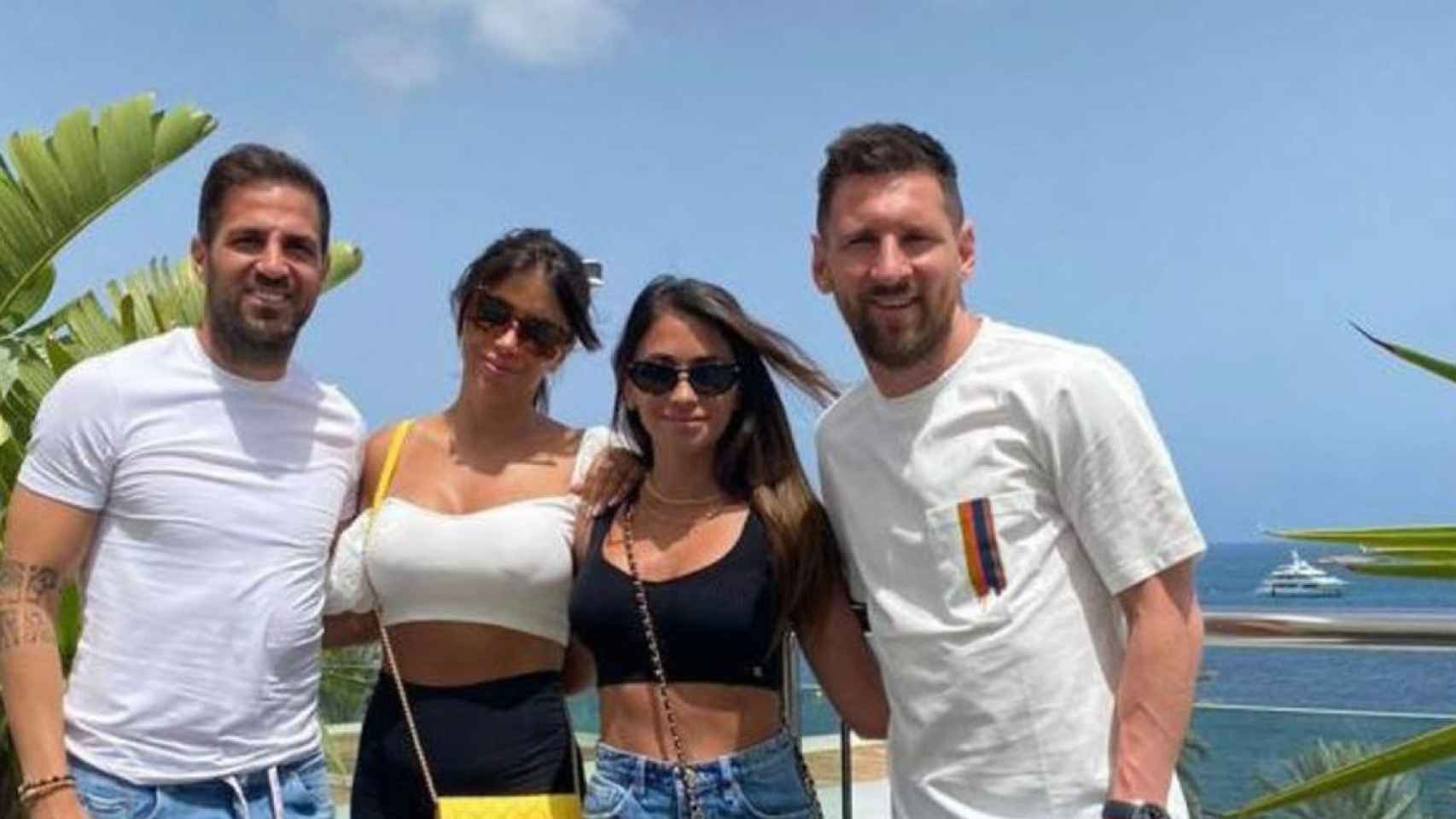 Cesc Fàbregas, Daniella Semaan, Antonela Roccuzzo y Leo Messi, en el hotel MiM Es Vivé /INSTAGRAM
