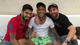 Una foto de Luis Suárez, Neymar Jr. y Leo Messi / Instagram