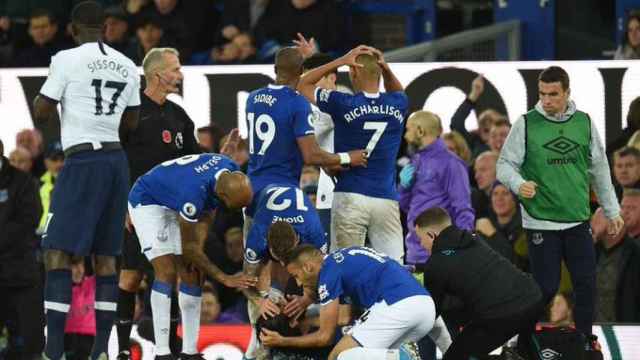 Momento de la lesión de André Gomes | Premier League