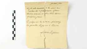 La carta que analizan si fue lanzada desde el Titanic / TWITTER