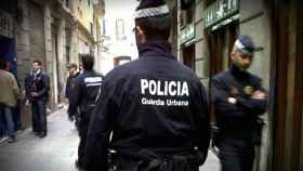 Varios agentes de la Guardia Urbana de Barcelona en una imagen de archivo / GUB