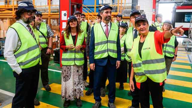 El vicepresidente Puigneró visita Alstom, que se encargará del tren lanzadera de FGC del aeropuerto de El Prat / GENERALITAT