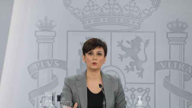 La ministra portavoz del Gobierno, Isabel Rodríguez, comparece tras la reunión del Consejo de Ministros / MARTA JARA - EUROPA PRESS