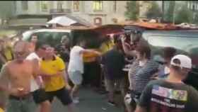 Imagen de la fiesta de taxistas con disyóquei en plena Gran Viá ocupada en Barcelona / CG