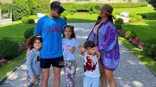 Cesc Fábregas de vacaciones junto a su familia /INSTAGRAM