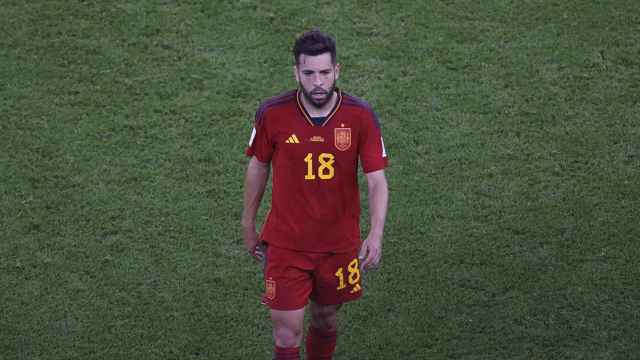 Jordi Alba, agotado, en uno de los partidos de España en el Mundial de Qatar / EFE