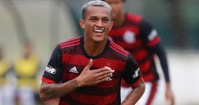 Wesley, lateral derecho del Flamengo / REDES