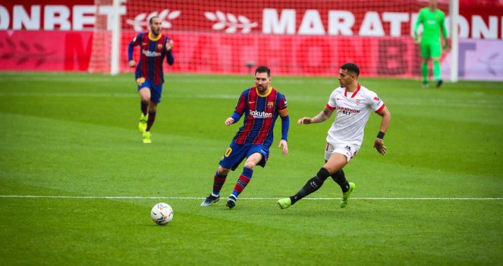 Leo Messi en una jugada contra el Sevilla / FC Barcelona