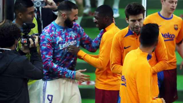 Dembelé, con Benzema, en la previa del Barça-Madrid de la Supercopa / FCB