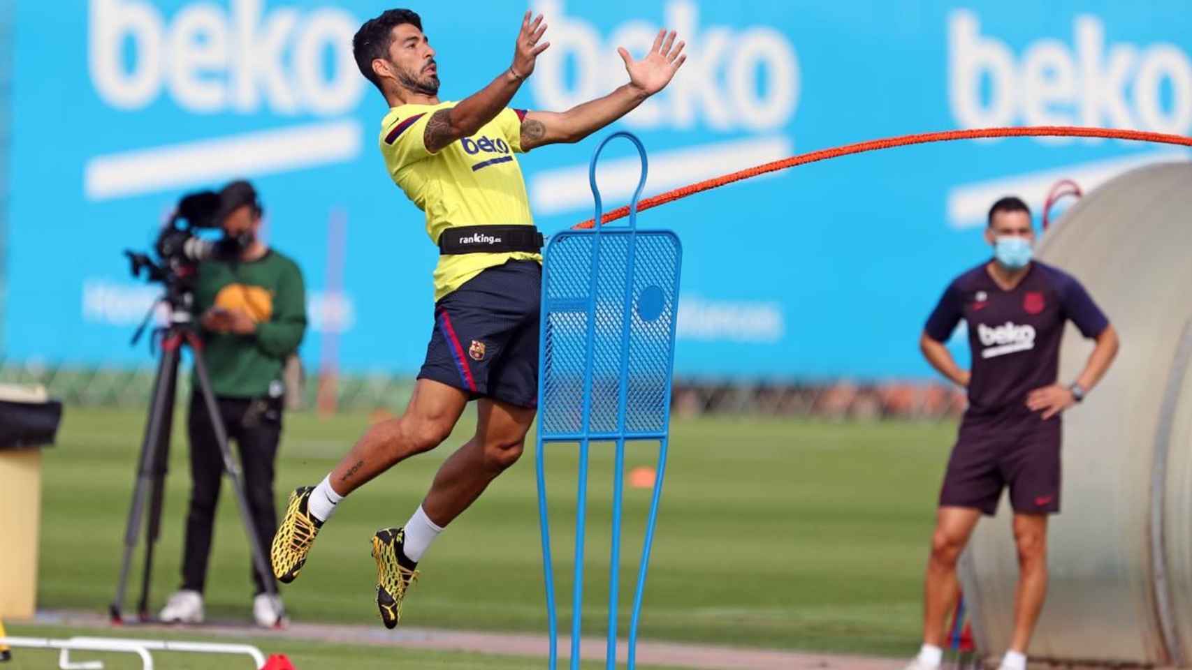 Suárez en el entrenamiento del Barça / FCB