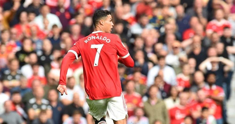 Cristiano Ronaldo celebra su primer gol tras volver al Manchester United / EFE